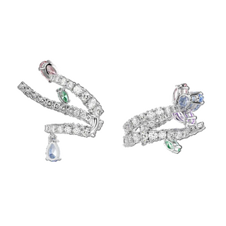 Ariana Grande x Swarovski ear cuffs
Mixed cuts, Multicolored, Rhodium plated