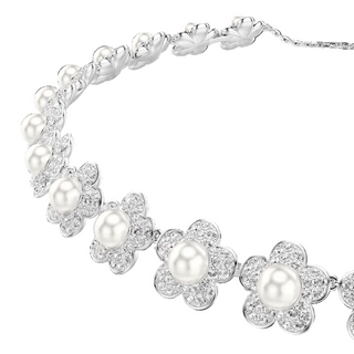 Ariana Grande x Swarovski choker
Crystal pearl, Round cut, White, Rhodium plated
