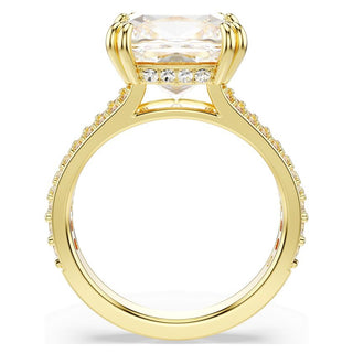 Stilla cocktail ring
Square cut, White, Gold-tone plated