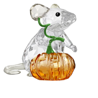 Idyllia, Mouse and Pumpkin